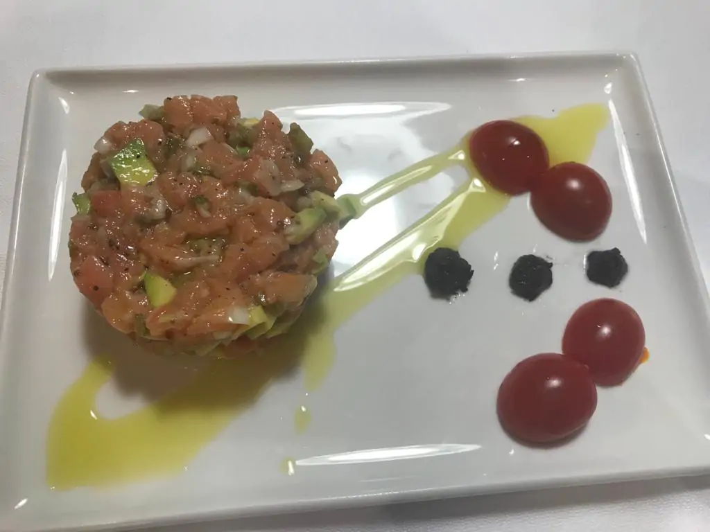 tàrtar de salmó amb alvocat restaurant a Reus Cal Marc